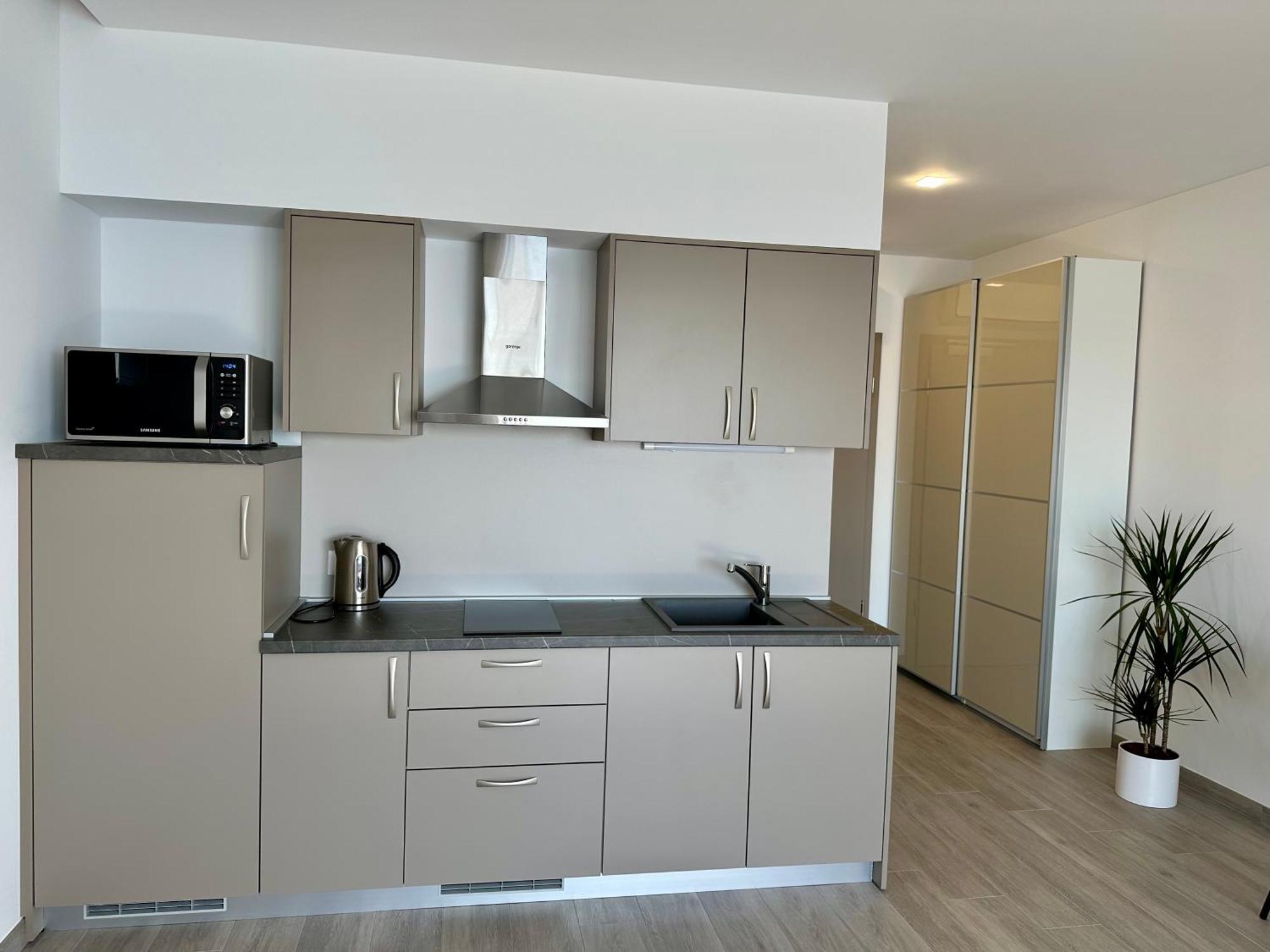 Adria Miris Apartment *
