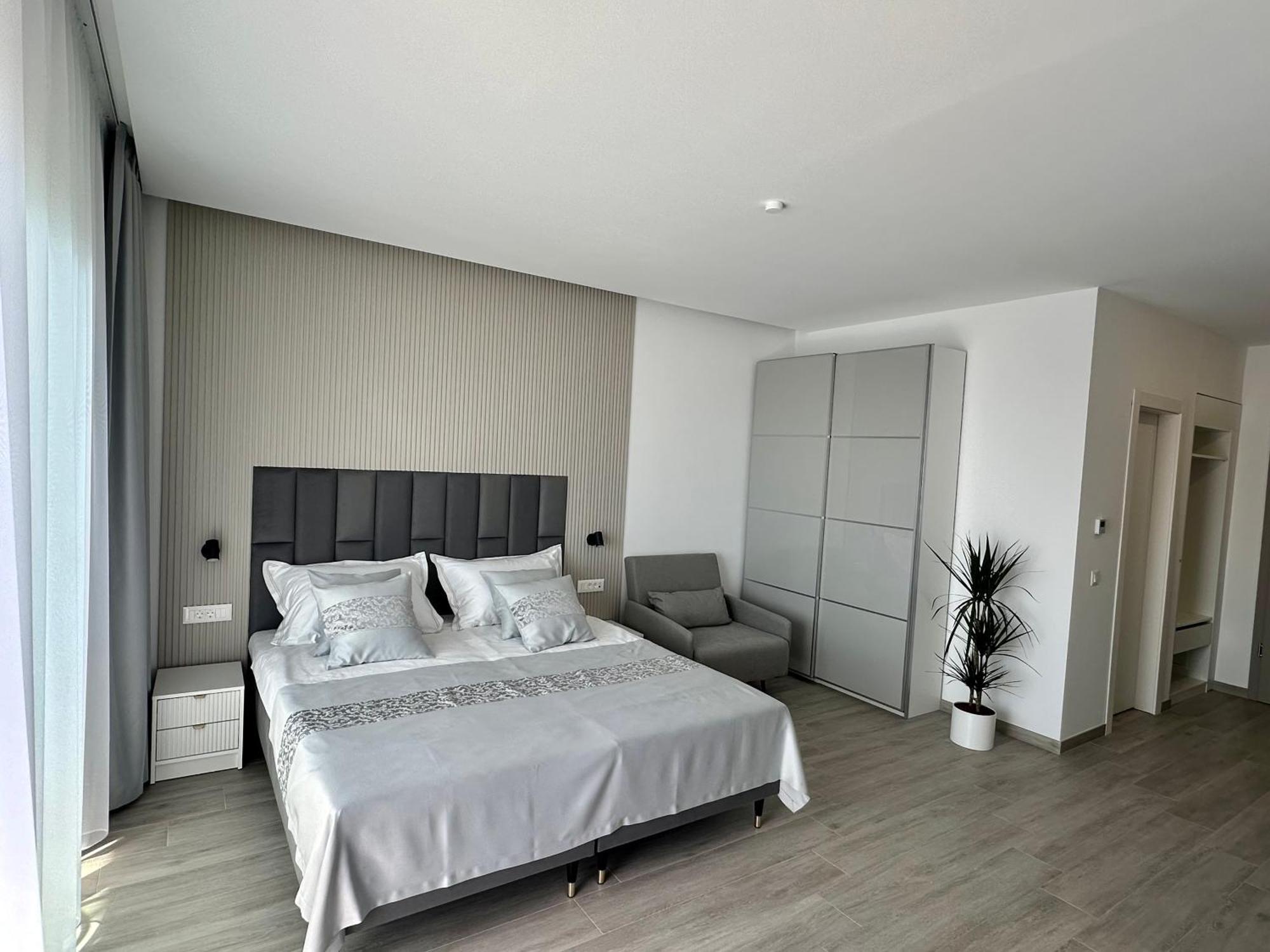 Apartment Adria Miris